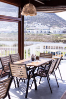  Vacation Hub International | Hotel Glencairn Lobby