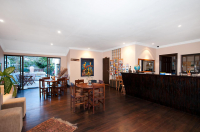  Vacation Hub International | Africa Beach Bed and Breakfast Lobby