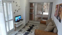  Vacation Hub International | 20 on Dixton Lobby