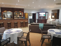  Vacation Hub International | Traders Hotel @ Lake Pleasant Living Lobby