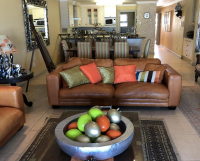  Vacation Hub International | Dolphin View - Hello J Bay Lobby