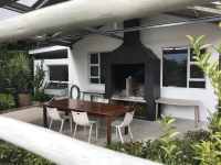 Vacation Hub International | Elgin Valley Inn Lobby