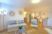  Vacation Hub International | Sea Spray BG05 Lobby