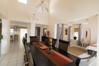  Vacation Hub International | Aurora Penthouse Lobby