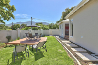  Vacation Hub International | Nova Constantia Lobby