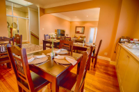  Vacation Hub International | Musgrave Avenue Guest Lodge Lobby