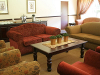  Vacation Hub International | Outlook Lodge OR Tambo Lobby
