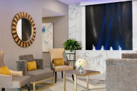  Vacation Hub International | Empire Suites Lobby