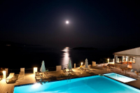  Vacation Hub International | Skiathos Club Hotel and Suites Lobby