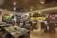  Vacation Hub International | Ramada Plaza Jumeirah Beach Lobby