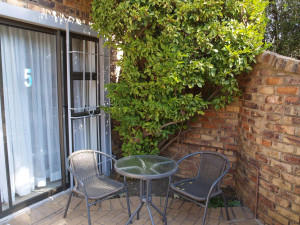  Vacation Hub International | Dalberry Suites Lobby