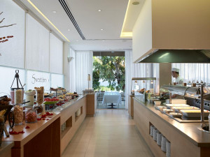  Vacation Hub International | The Royal Apollonia Lobby
