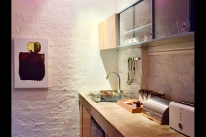  Vacation Hub International | Apartment on Bellevue Lobby
