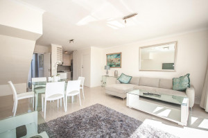  Vacation Hub International | 3 Canterbury Square Lobby