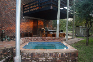  Vacation Hub International | Ama-Zing African Safaris Lodge Kruger Park Lobby
