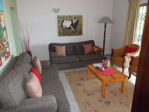  Vacation Hub International | PJ's Family Cottage Lobby