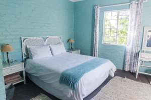 Vacation Hub International | White Bridge Farm Accommodation - Whiskey Yankee Lobby