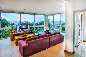  Vacation Hub International | Utopia Ballito - Sea Paradise Lobby