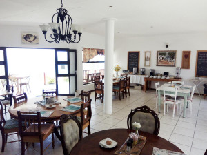  Vacation Hub International | Kairos Cottage Lobby