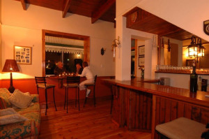  Vacation Hub International | Green Gables Guest House Lobby