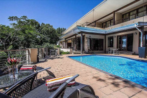  Vacation Hub International | One on Hely B&B Lobby
