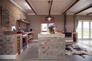  Vacation Hub International | Libertas Guest Farm Lobby