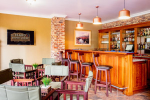  Vacation Hub International | Elgro River Lodge Lobby
