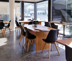  Vacation Hub International | Salamanca Wharf Hotel Lobby