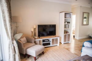  Vacation Hub International | Maison Le Roux Lobby