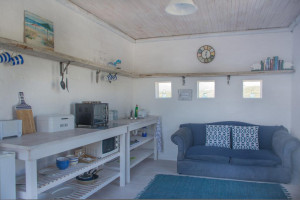  Vacation Hub International | Open Home - Cottage by the Sea Lobby