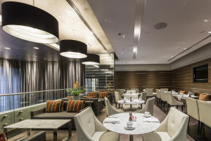  Vacation Hub International | Fraser Suites Sydney Lobby