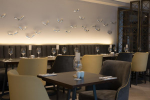  Vacation Hub International | St George's Hotel Wembley Lobby