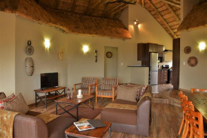  Vacation Hub International | Bushtime at Mabula Lobby