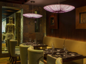  Vacation Hub International | Le Méridien Dubai Hotel & Conference Centre Lobby