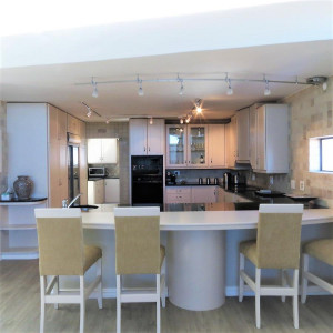  Vacation Hub International | Modern Sea Villa Lobby