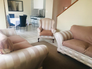  Vacation Hub International | Punta del mar Lobby