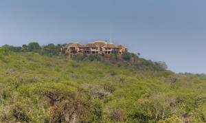  Vacation Hub International | Umzolozolo Private Safari Lodge Lobby