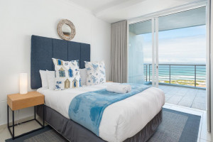  Vacation Hub International | Horizon Bay 202 Lobby
