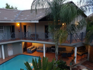 Vacation Hub International | Loerie Guest House Lobby