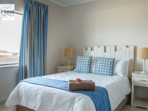  Vacation Hub International | Buena Vista Self Catering Lobby