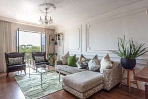  Vacation Hub International | The Cape Royale Lobby