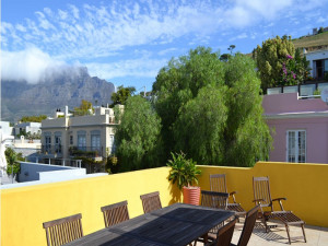  Vacation Hub International | de waterkant cottages - 110 Waterkant Street Lobby