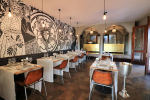  Vacation Hub International | The Nobleman Boutique Hotel Lobby