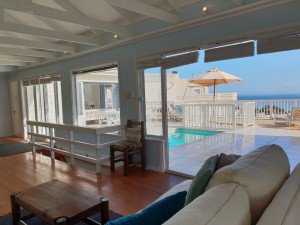 Vacation Hub International | Bolussi House Lobby