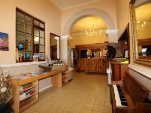  Vacation Hub International | Namaqua Lodge Lobby