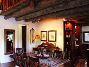  Vacation Hub International | Hippo's Haven Lobby