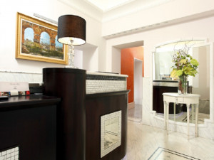  Vacation Hub International | Kennedy Hotel Lobby