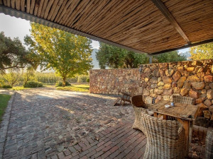 Vacation Hub International | Bergsicht Country Farm Cottages - African Delight Cottage Lobby