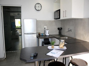  Vacation Hub International | Eland Place Lobby