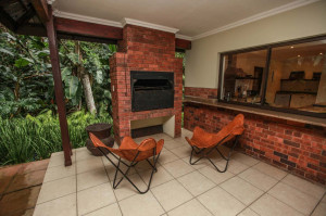  Vacation Hub International | iMphiti Lodge Lobby